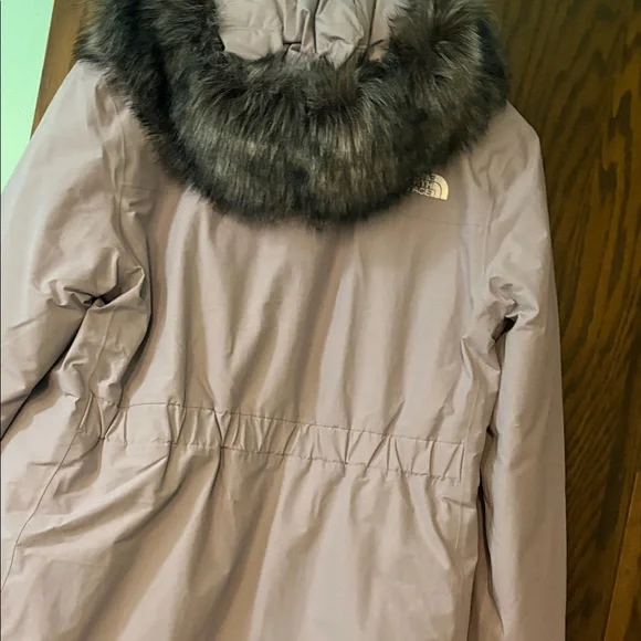 The North Face Women's Lavender/ Grey Ski Jacket! NWT! - Picture 6 of 7